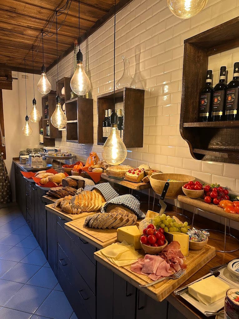 The shared table at Hotel Millefiori